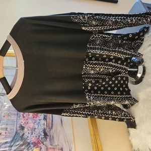 ❌️❌️SOLD❌️❌️ Sugar Fox Tunic style top